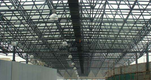 吉林听网架公司的名目师阐述其网架的季节个性