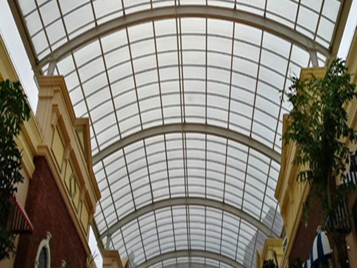 吉林屋面网架顶棚吊装方案